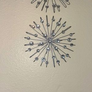 Wall art (metal)